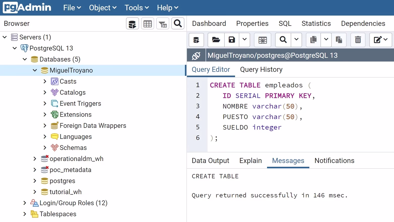 ¿Cómo puedo agregar una base de datos a PostgreSQL?